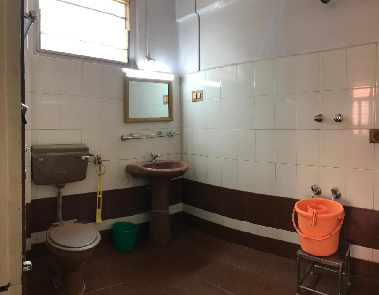 Hotel Satkar Cafeteria Belgaum Eksteriør billede