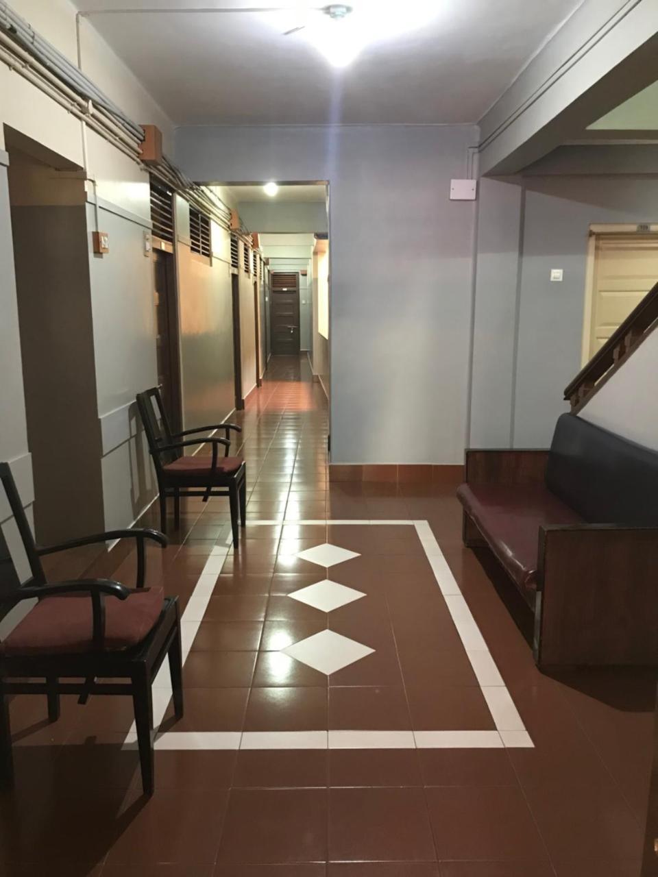 Hotel Satkar Cafeteria Belgaum Eksteriør billede